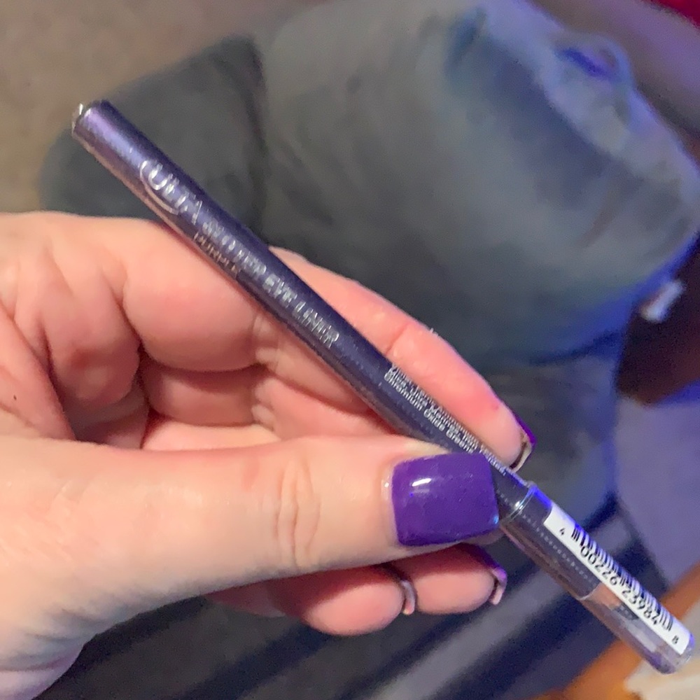 Ulta glitter purple eye liner